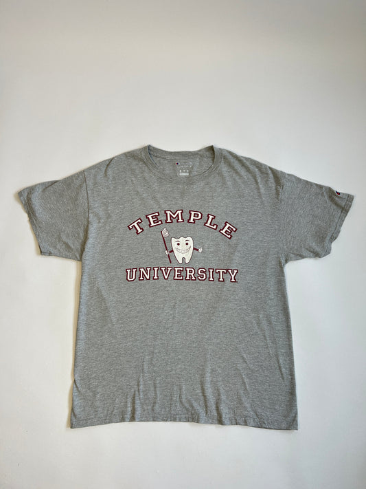 Temple University T-shirt - L