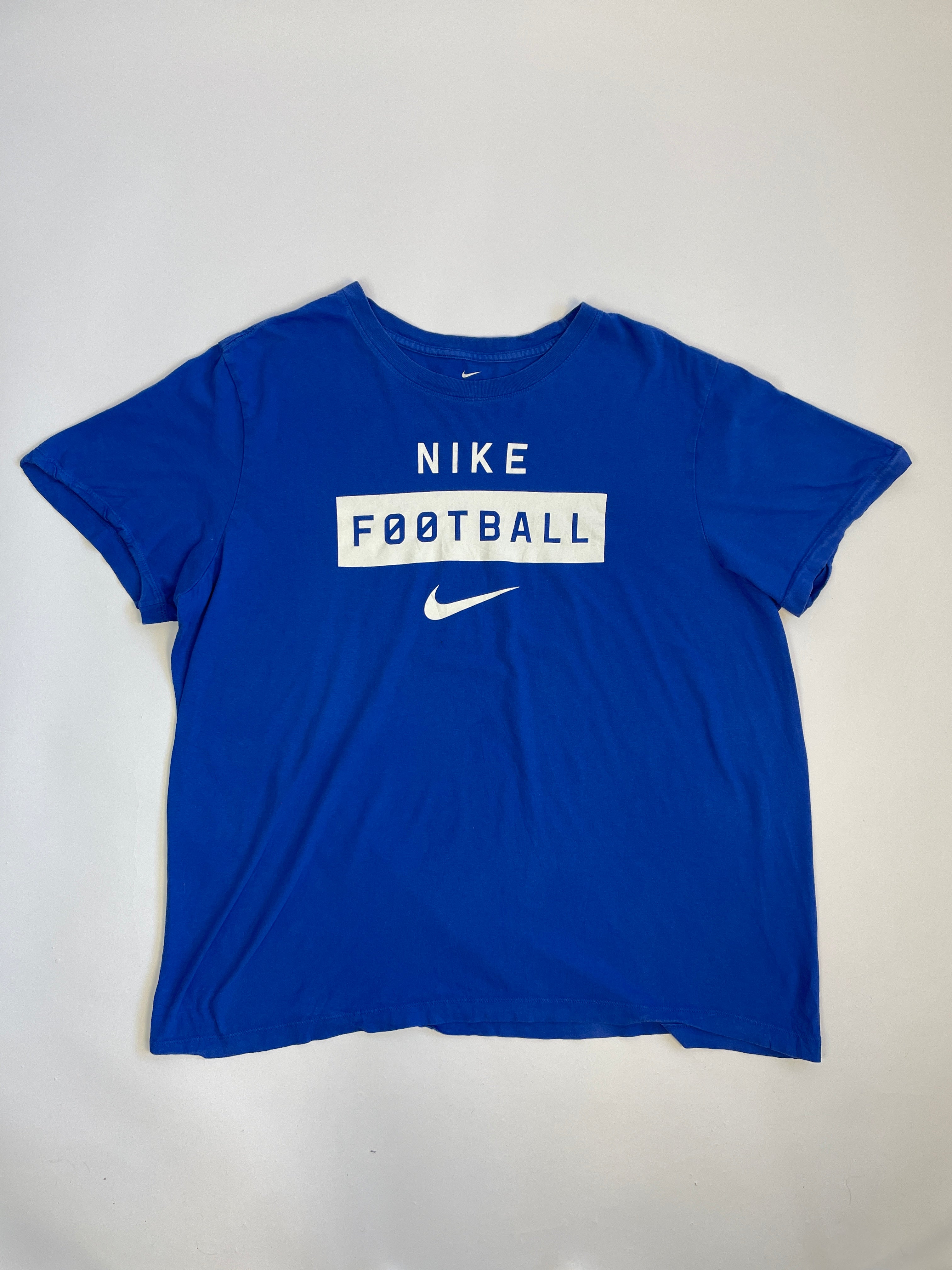 Nike Football T-shirt XL – Forevervintage